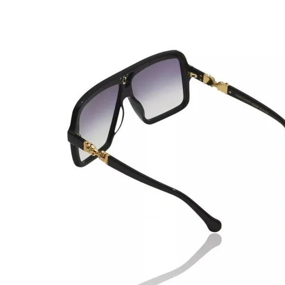 CAMILLA *Starry Nights* black oversized aviator editorial  display picture 2